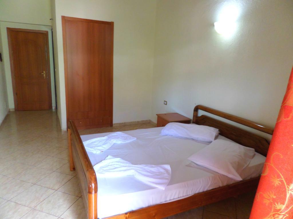 Hotel Belle Vue Dhërmi Quarto foto
